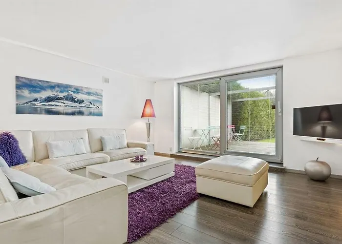 Peak Apartments