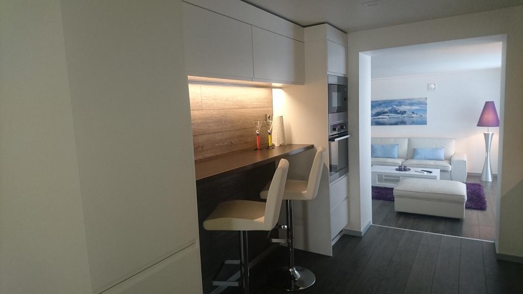 Peak Apartment *